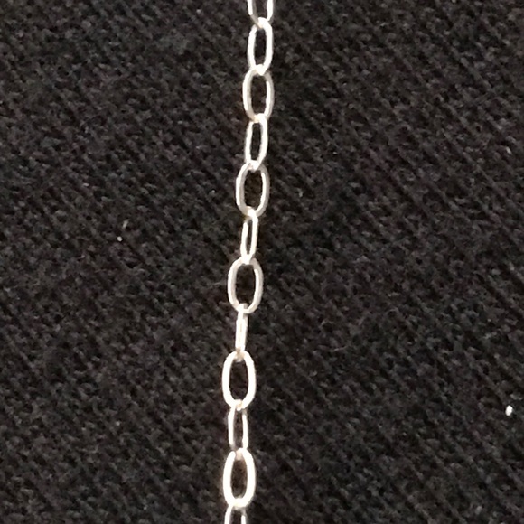 Sterling Silver Whale pendant with 18” sterling silver Chain Necklace - Picture 3 of 6